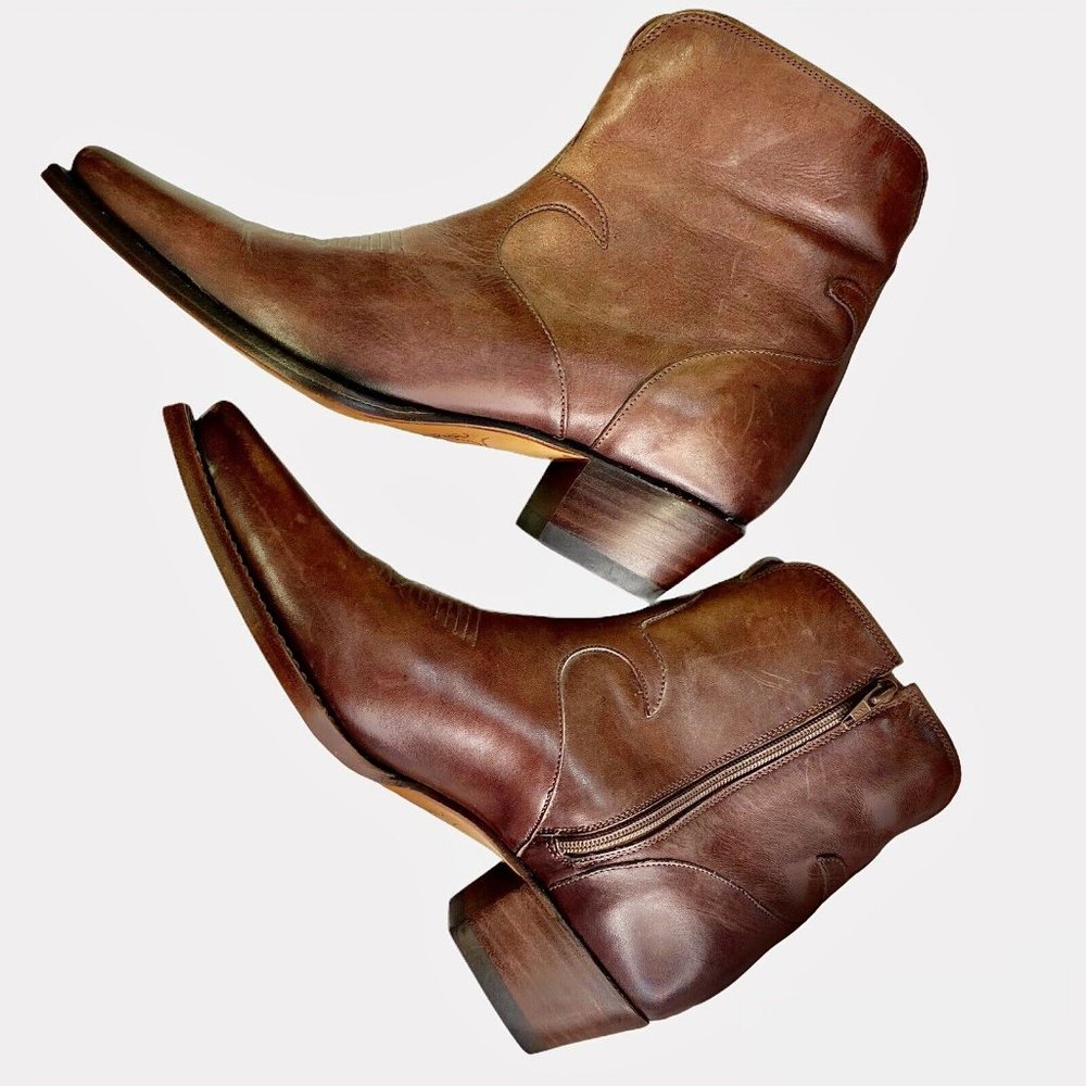 Charlie 1 Horse Brown Leather Zippered Snub Nose Womens Boots